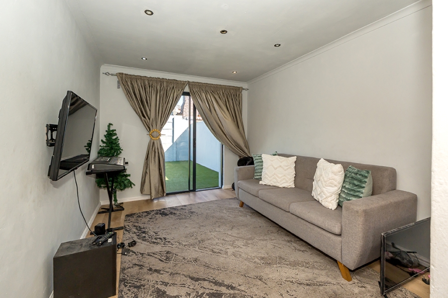 3 Bedroom Property for Sale in Westridge Western Cape